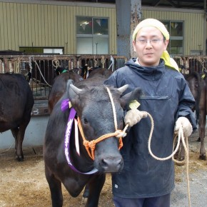 日頃は事務仕事の畑くんも