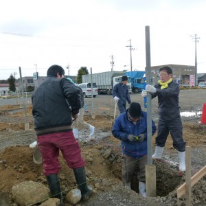 養鶏法にてハウス建設