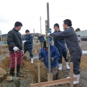 養鶏法にてハウス建設