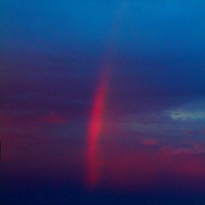 夕焼けの虹