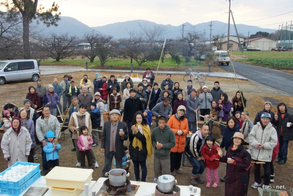 春日山実顕地　幸人の丘で