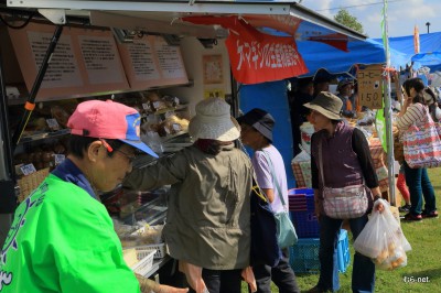 別海産業祭の佐藤さん