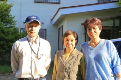 利生夫妻と井上すいさん