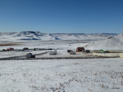 冬のモンゴル農場