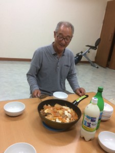 ユンさんの手料理とマッコリで送り出しをしてもらいました。