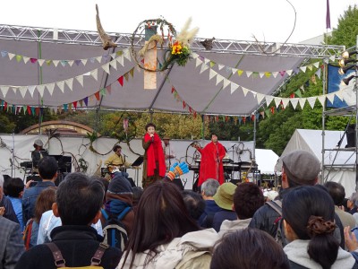 土と平和の祭典