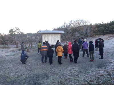 今朝は霜の降りた阿山の会場でラジオ体操もしました