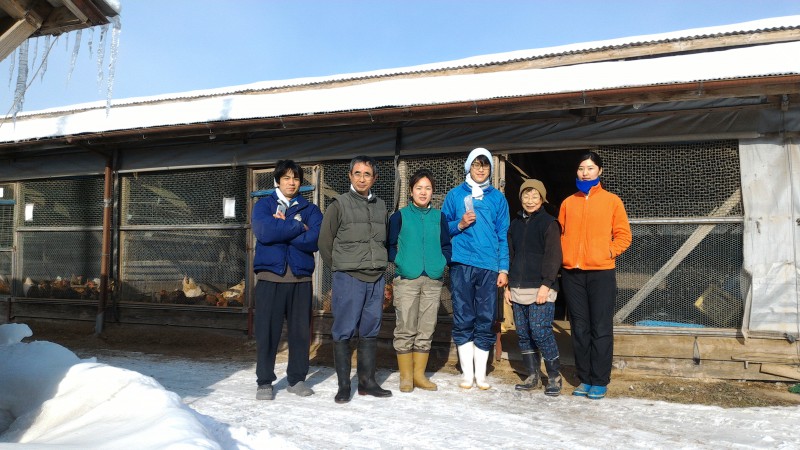 左から杉崎さん、中嶌さん、モンゴル実習生ツモーさん、イェンくん、中村富美子さん、モンゴル実習生フルゲさん