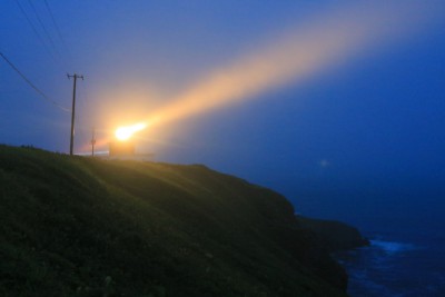 霧多布灯台の灯り