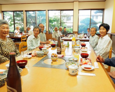 会食