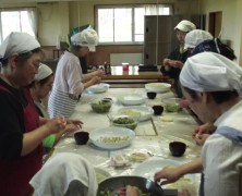 山菜の行者ニンニクで餃子作り
