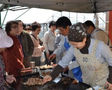 六川メンバーと地鶏が初登場【豊里ファーム】