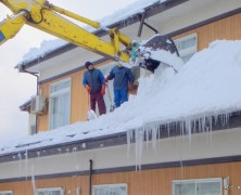 雄物川雪下ろし隊　別名『ヤマ嵐』